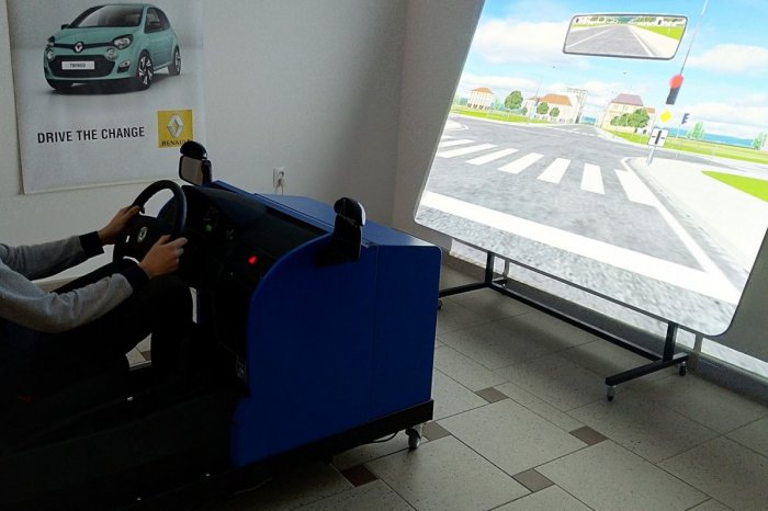 Ilustračný obrázok k článku Skončila sa mu PODMIENKA, zákaz šoférovať NIE: Žiak AUTOŠKOLY tak skoro vodičák nezíska