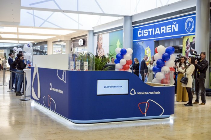 Ilustračný obrázok k článku Sociálna poisťovňa priniesla NOVINKU: Nájdete ju už aj v nákupnom centre! ČO tam vybavíte?