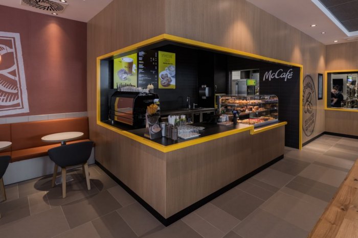 Ilustračný obrázok k článku McDonald's v Prievidzi víta zákazníkov v novom sviežom dizajne