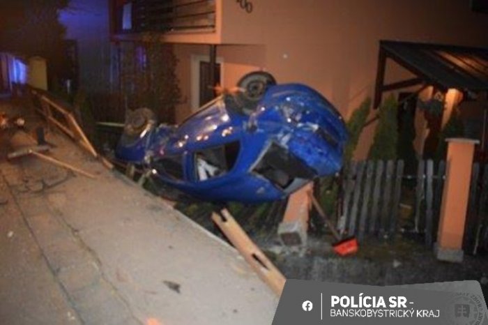 Ilustračný obrázok k článku DESIVÉ následky nehody: Mladý vodič na mieste ZOMREL, ďalší ŠOK priniesla pitva, FOTO