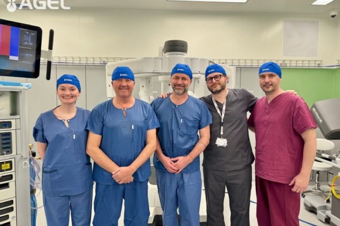 Ilustračný obrázok k článku Významný úspech a míľnik nemocnice v Šaci: Roboticky tam operovali už 100-krát