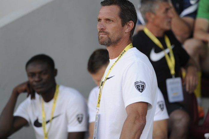 Ilustračný obrázok k článku Tatran do ligy, zdá sa, NEDOVEDIE: Petruša má na lavičke Prešova nahradiť tréner z Česka