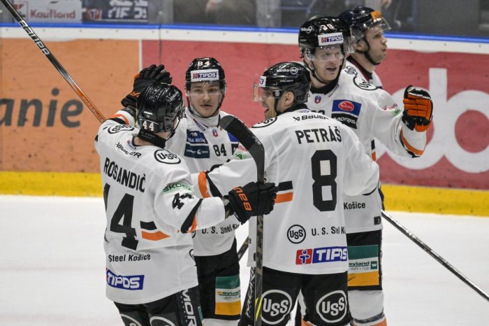 Ilustračný obrázok k článku Najprv sa nečakane trápili: No oceliari sa zocelili a predviedli NAJLEPŠÍ výkon v play off