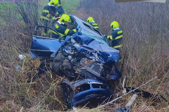 Ilustračný obrázok k článku VÁŽNA nehoda muža bez vodičáku: Záchranné zložky auto hľadali vyše hodinu, FOTO