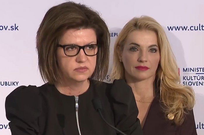 Ilustračný obrázok k článku Riaditeľka Múzea Betliar čelí obvineniam z obťažovania. Zamestnankyňu vraj chytila pod KRK