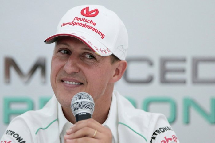 Ilustračný obrázok k článku ZLOM po 12 rokoch? Michael Schumacher už vraj NIE JE pripútaný na lôžko!