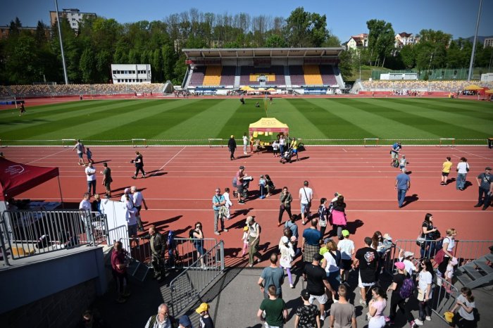 Ilustračný obrázok k článku Derby škôl bude s účasťou HVIEZD: Dobrú vec podporia Hamšík, Škrteľ a vystúpi aj Ego