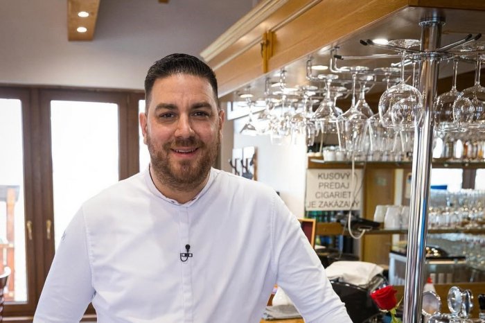 Ilustračný obrázok k článku Martin Novák v Košiciach: Po natáčaní Na nože ho zastavil malý chlapec. Čím ho tak DOJAL?