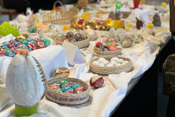 Ilustračný obrázok k článku Vo Veľkom Šariši vzniklo niečo úžasné: Pripravili tam nádhernú výstavu Čaro kraslíc