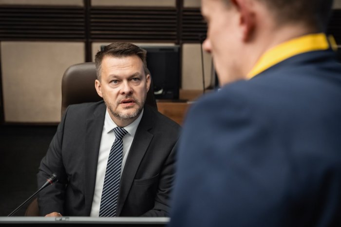 Ilustračný obrázok k článku Migaľ je ochotný podporiť ZRUŠENIE transakčnej dane: Čo povedal o VZŤAHU s Pellegrinim?