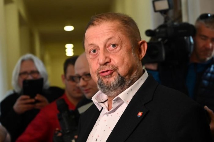 Ilustračný obrázok k článku Harabina vo veci schvaľovania ruského útoku na Ukrajinu OSLOBODILI