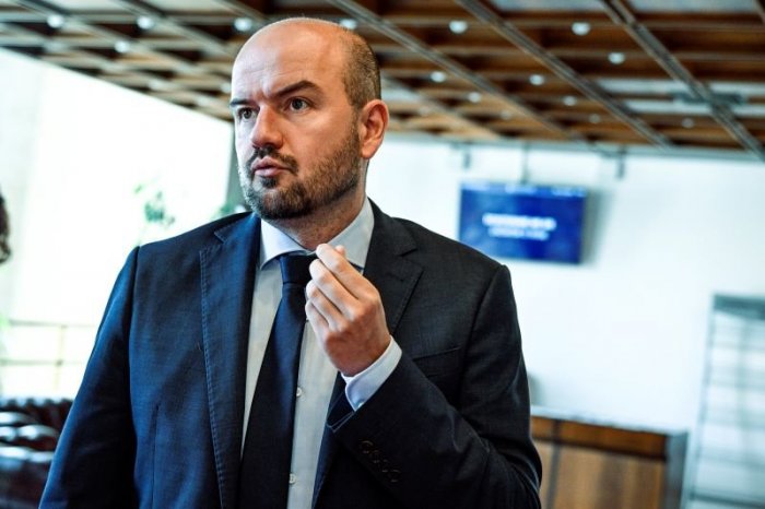 Ilustračný obrázok k článku Transakčná daň donúti podnikateľov obmedziť svoje investície, tvrdí Dubéci