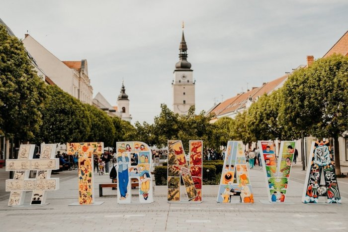 Ilustračný obrázok k článku Hešteg #TRNAVA oslavuje 10 rokov: Vieme, KEDY umelci premenia písmená na umelecké diela