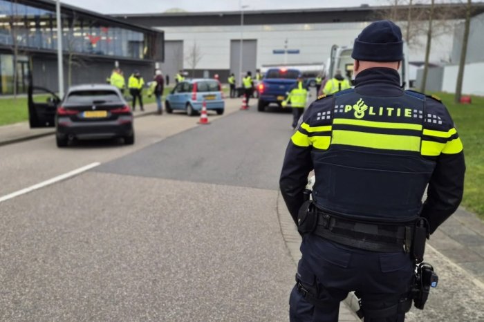 Ilustračný obrázok k článku Keď policajti zastavili auto, čakal ich ŠOK: Muž v ňom viezol ODREZANÚ hlavu ženy!