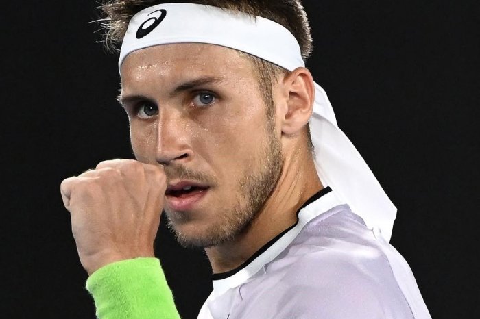 Ilustračný obrázok k článku Zdecimovaný zraneniami sa prepadol v rebríčku: Teraz Prešovčan Molčan konečne vyhral titul!