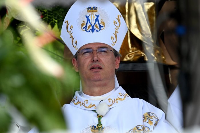 Ilustračný obrázok k článku Pohreb pápeža zmenil plány: Stretnutie mladých s biskupom v Starej Ľubovni sa presúva