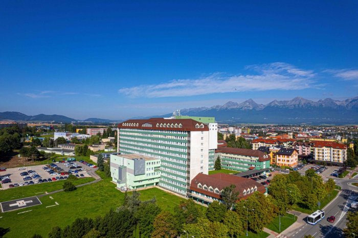 Ilustračný obrázok k článku Viaceré sťahovania v popradskej nemocnici: Kde teraz hľadať Urologické oddelenie?