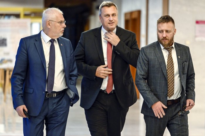 Ilustračný obrázok k článku Ficov odkaz Druckerovi: Na odvolanie Kotlára môže zabudnúť, to ja NIKDY nedovolím!