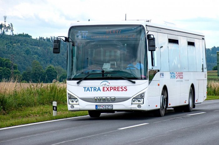 Ilustračný obrázok k článku Zaujíma to mnohých Popradčanov: Ako jazdia linky SAD počas uzávierky mosta?