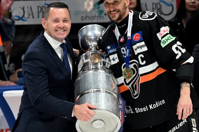 Ilustračný obrázok k článku V meste vypuknú HOKEJOVÉ oslavy: Titul si Košičania s fanúšikmi užijú aj autogramiádou