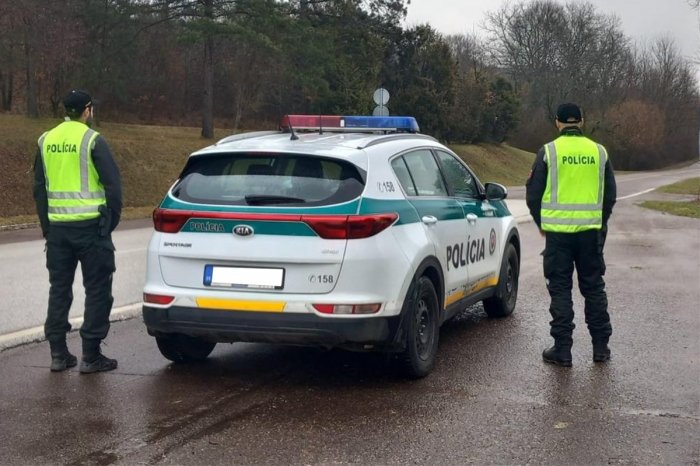 Ilustračný obrázok k článku Policajné autá majú TRI rôzne dizajny: NAJVIAC je stále tých so starým zeleným