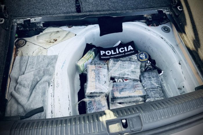 Ilustračný obrázok k článku REKORDNÝ úlovok policajtov! Zaistili kokaín za viac ako MILIÓN eur