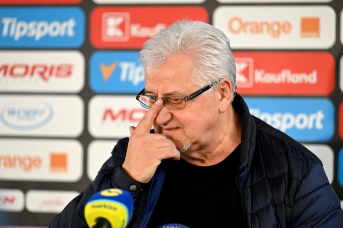 Ilustračný obrázok k článku Lukáč si nebral servítku! Skritizoval hráčov, ktorí ODMIETLI reprezentovať: Nech sa HANBIA!