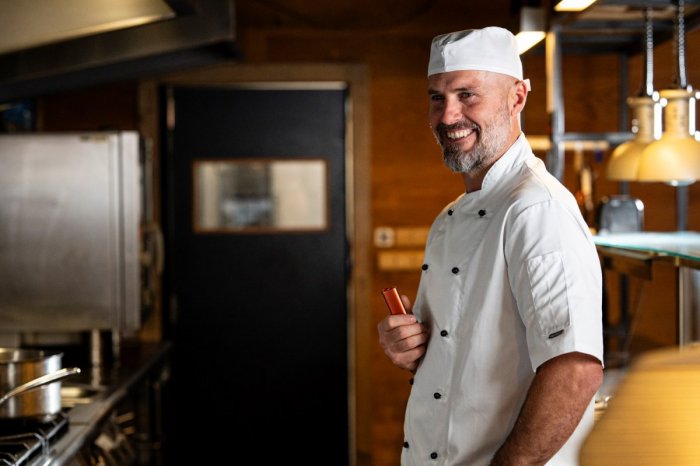 Ilustračný obrázok k článku Novinka IQOS ILUMA i: Explózia nových farieb, dotykový displej a režim pauzy, keď ju potrebujete