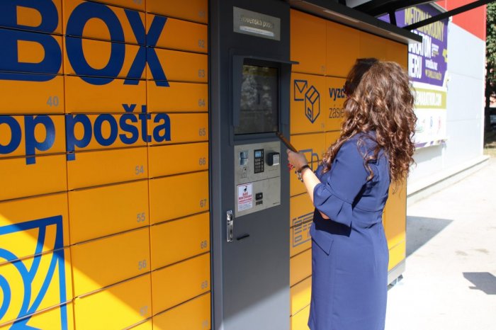 Ilustračný obrázok k článku Darčeky blízkym nepošlete: Slovenská pošta POZASTAVUJE prijímanie zásielok do USA