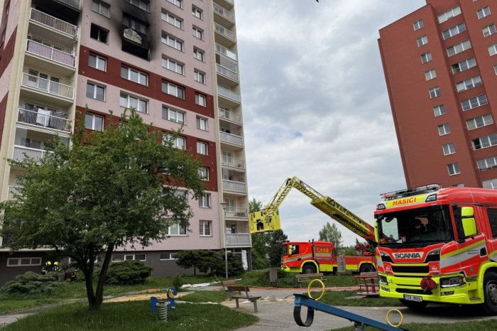 Ilustračný obrázok k článku VÝBUCH v Česku, desiatky ľudí sa zranili: Žena pre plameňmi unikala po HROMOZVODE, FOTO