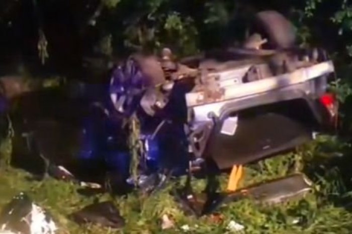 Ilustračný obrázok k článku VIDEO zachytáva následky zrážky auta s vlakom: ZRANENÉ sú štyri osoby, dve z toho ťažko