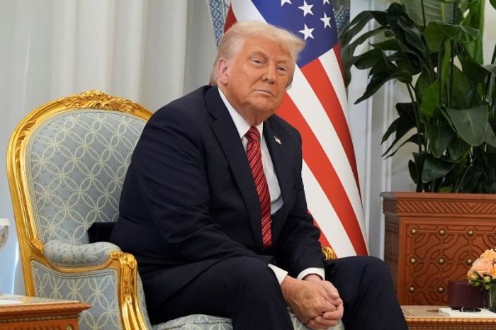 Ilustračný obrázok k článku Trumpove ruky plné MODRÍN! Biely dom vyšiel s pravdou von: TOTO je jeho diagnóza!