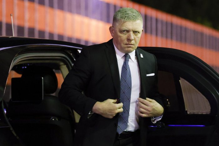 Ilustračný obrázok k článku Správa EK ukazuje systémový rozklad právneho štátu v réžii Ficovej vlády, tvrdí opozícia