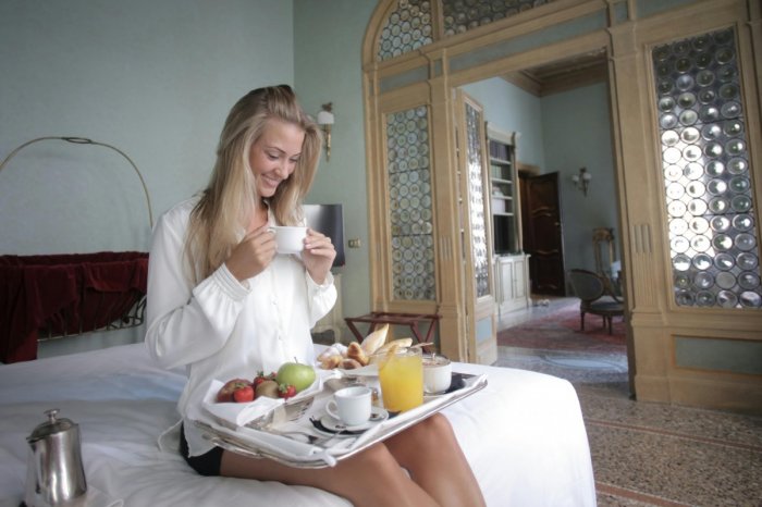 Ilustračný obrázok k článku Huliakove ODVÁŽNE plány: Pripravuje vlastnú digitálnu platformu podobnú Booking.com