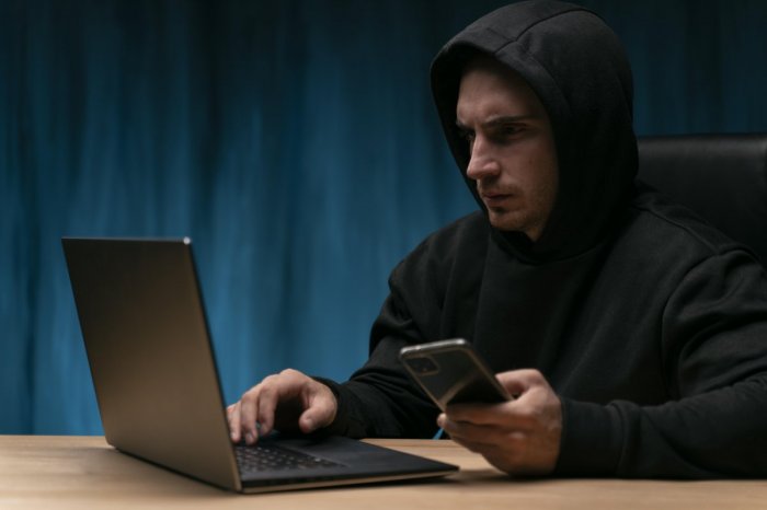 Ilustračný obrázok k článku Veľká NOVINKA: Ministerstvo pripravuje zákon proti šíreniu NENÁVISTI na internete!