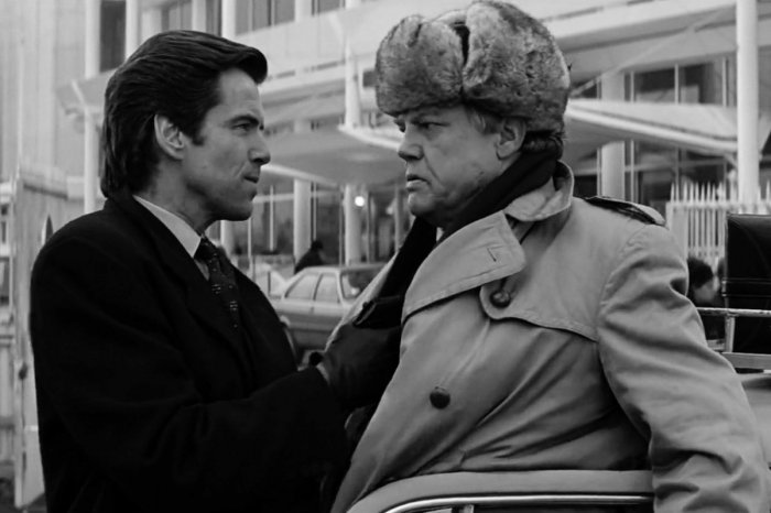 Ilustračný obrázok k článku Fanúšikovia smútia: ZOMREL herec, ktorého preslávili filmy o Jamesovi Bondovi