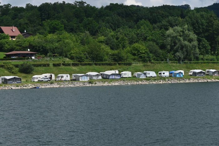 Ilustračný obrázok k článku Záhada na Domaši: Starší Švajčiar sa zobudil v aute a nevedel, čo sa predtým dialo