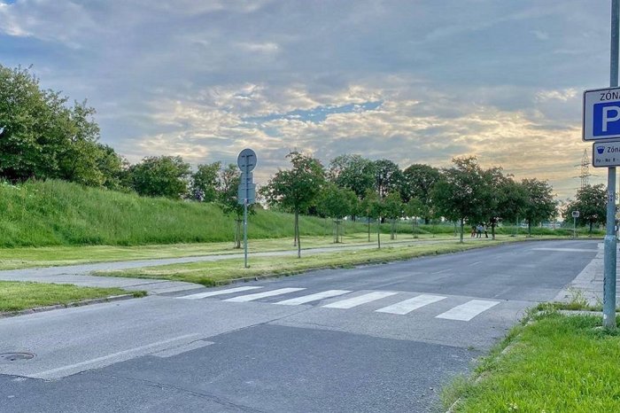 Ilustračný obrázok k článku Veľká rekonštrukcia:  Na Prednádraží dostanú viaceré ulice NOVÝ asfalt a cyklopruhy