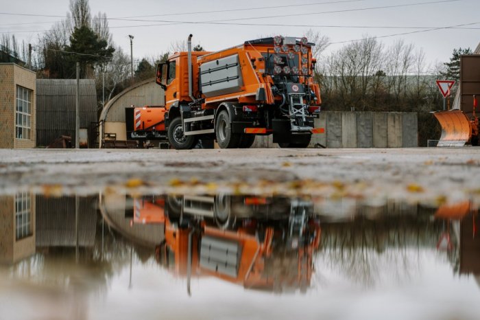 Ilustračný obrázok k článku ŽUPA zmodernizovala cestársku TECHNIKU: Pribudlo viac ako 30 STROJOV