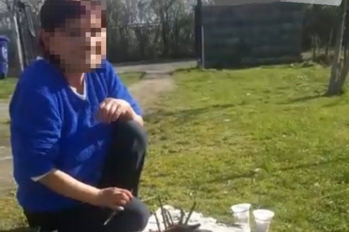 Ilustračný obrázok k článku OHAVNÝ prípad: Žena ROZREZALA malé šteniatko! Všetko vysielala na Facebook