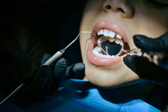 Ilustračný obrázok k článku Rodina prišla o jediného syna: Chlapec (†5) ZOMREL po vytrhnutí zuba! Súd ROZHODOL