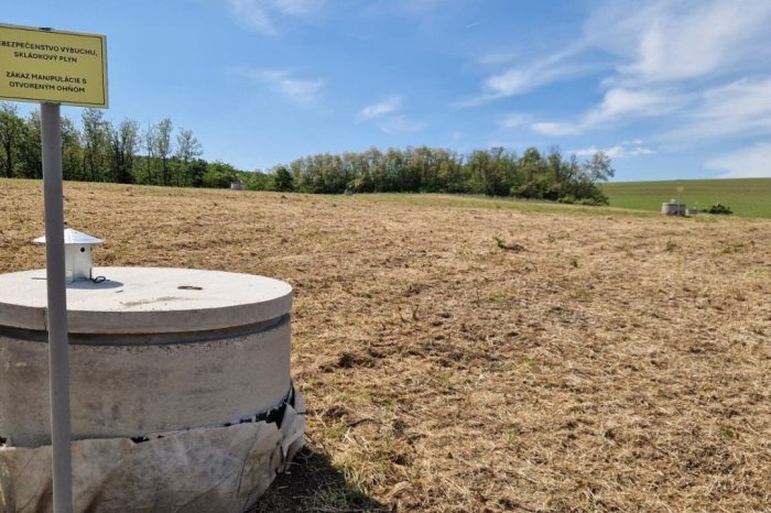 Ilustračný obrázok k článku Skládku odpadov ŽIDOVÁ zrekultivovali, VRÁBLE sa vyhli sankciám