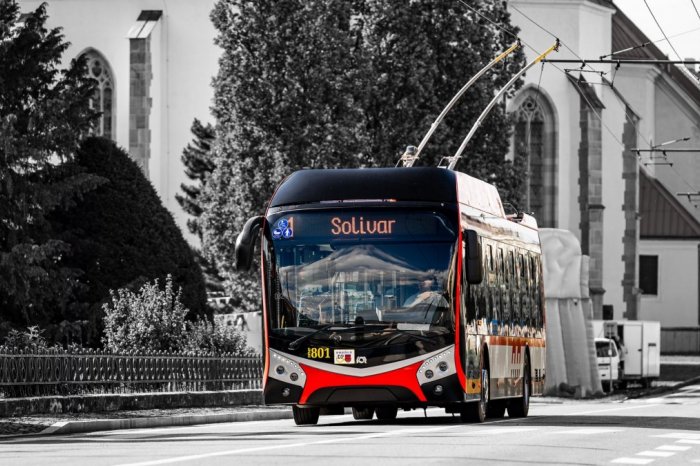 Ilustračný obrázok k článku Trvalo to len niekoľko rokov: V prešovskej MHD spustili skúšobnú prevádzku PLATBY KARTOU