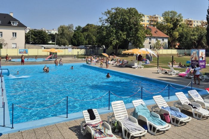 Ilustračný obrázok k článku Leto prichádza: Mestské kúpaliská postupne spúšťajú tohtoročnú sezónu! Aké sú CENY?