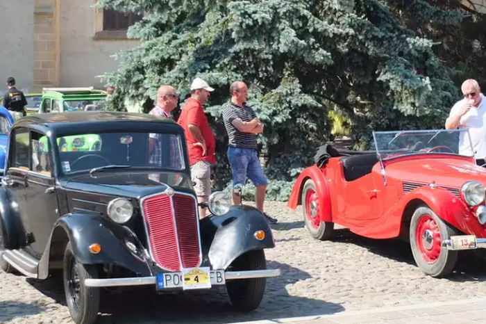 Ilustračný obrázok k článku Ďalšia slávnosť v meste: Centrum Prešova obsadia nádherné veterány