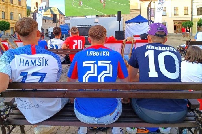 Ilustračný obrázok k článku V centre Prešova je futbalová fanzóna: Premietnu zápasy Slovenska, začína sa už v stredu