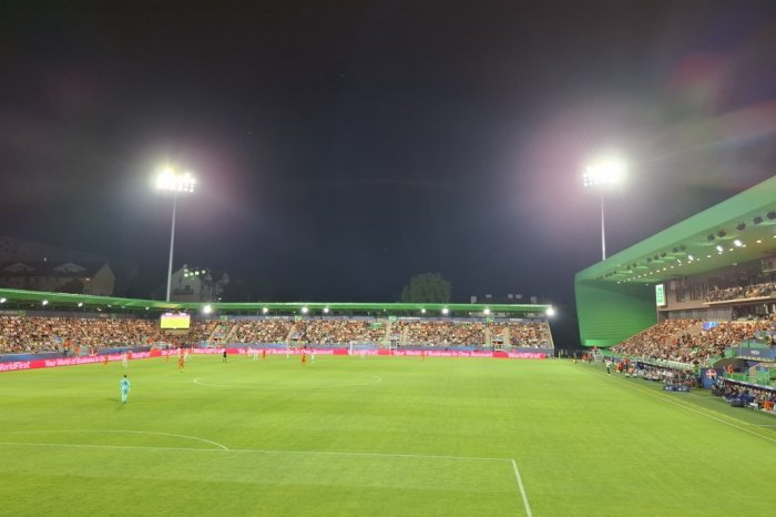 Ilustračný obrázok k článku Nečakaný krok k permanentkám Tatrana Prešov: Niektoré sektory UZAVRELI a nie sú v predaji