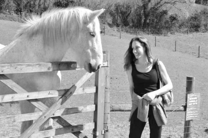 Ilustračný obrázok k článku Pri tandemovom zoskoku ZOMRELA matka štyroch detí: Jej TELO našiel priateľ so synom