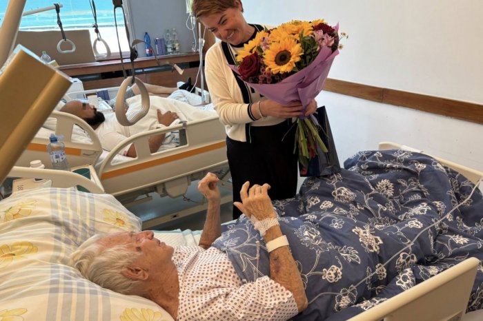 Ilustračný obrázok k článku Pán Vladimír oslávil STOVKU v nemocnici: Prezradil aj svoj RECEPT na DLHOVEKOSŤ, FOTO