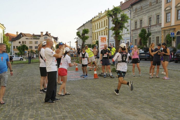 Ilustračný obrázok k článku Preteky obmedzia dopravu v meste: Niektoré ulice v Levoči budú UZATVORENÉ